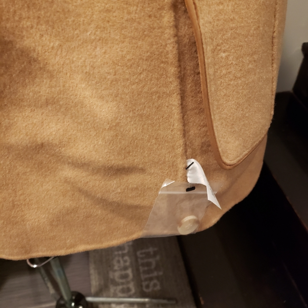 Women's jacket - Picture 3 of 5
